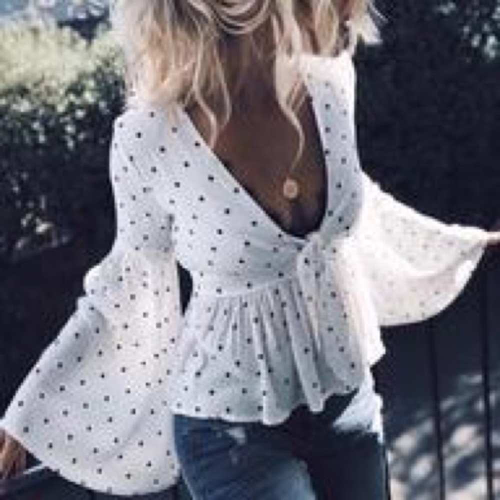 VICI Morgan tie blouse